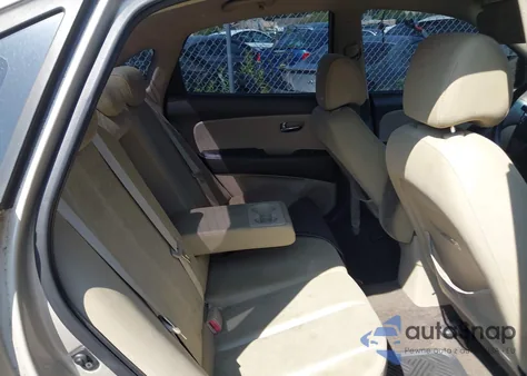 2010 Hyundai Elantra Gls z USA, uszkodzony, nr VIN KMHDU4AD9AU906006